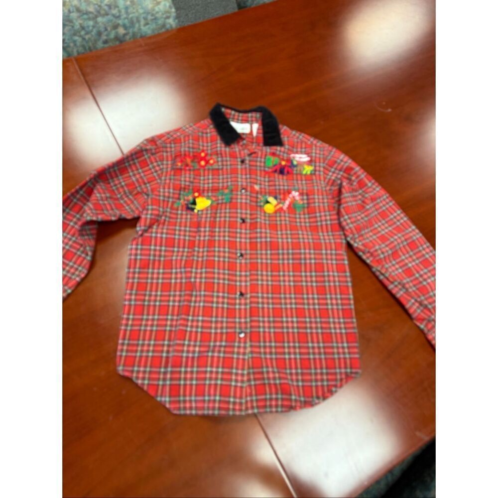 Vintage Casey & Max Red Plaid Velvet Collar Embroidered Christmas Shirt sz M